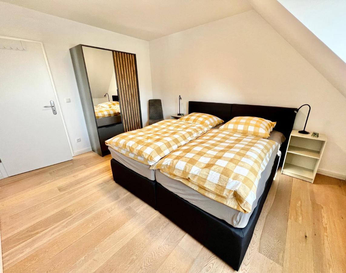 Luxurioese Doppelhaushaelfte Am Gruenen Rande Von Hamburg Apartment Oststeinbek Luaran gambar